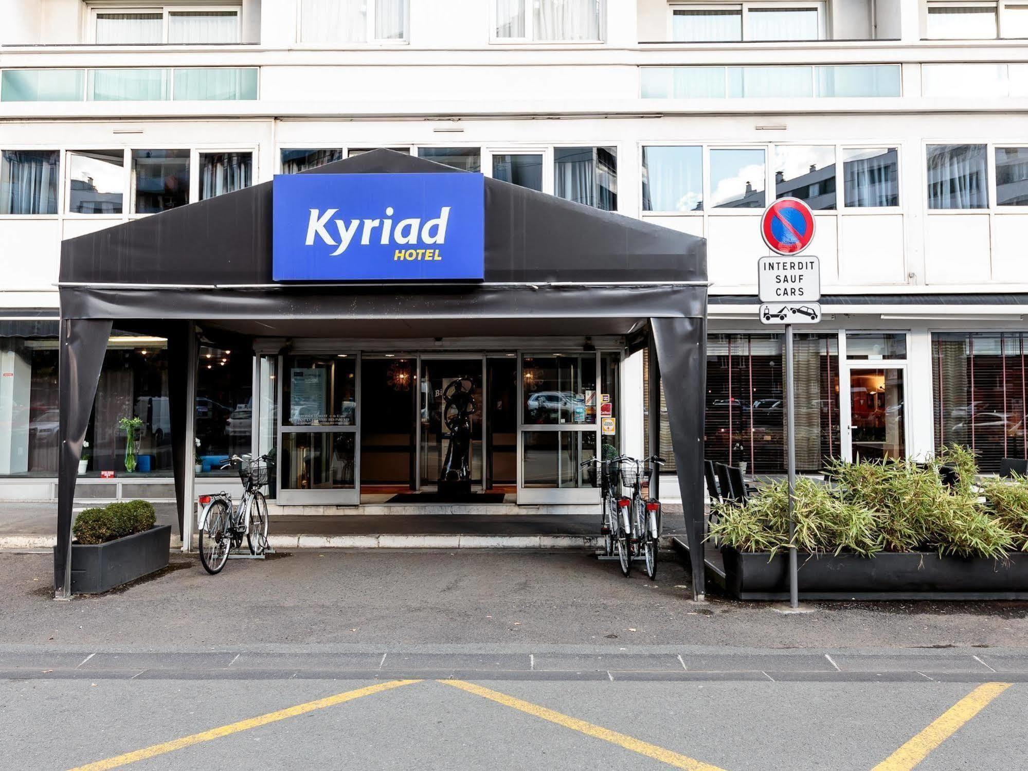 Kyriad Hotel Clermont Ferrand Centre Exterior foto